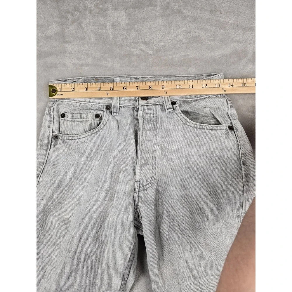 Levis bottoms legs
